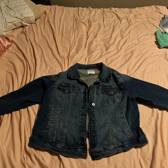 Torrid Denim Women's Classic Blue Jean Jacket - Picture 3 of 4